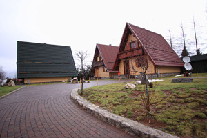 01GK_CrniLugCR08a.jpg
