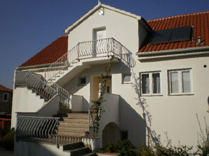 01IH_hvar.jpg