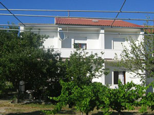 06IR_BanjolJI02.jpg