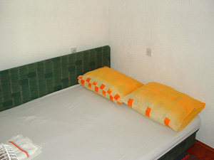 09ST_Split04ljk.jpg