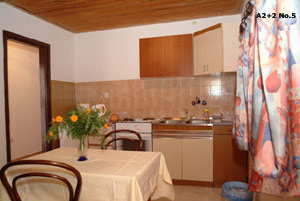 0_113SD_molunat6c.jpg